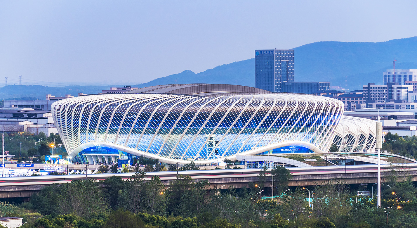 武汉关谷国际网球场
